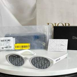 Picture of Dior Sunglasses _SKUfw77709942fw